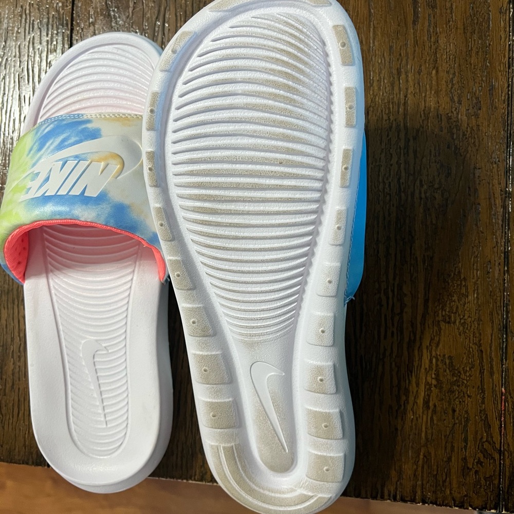 Nike slides size 10 like new